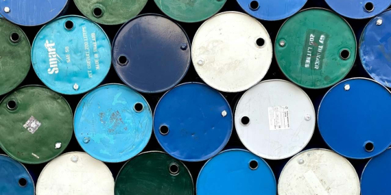 Fiyatlar arz fazlasına rağmen düşmüyor! Petrol piyasasında büyük çelişki