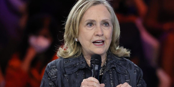 Hillary Clinton’dan Trump yönetimine Epstein eleştirisi