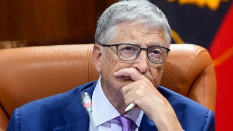 Bill Gates Epstein Dosyası İle İlgili Sorular Sebebiyle Konuşmasını İptal Etti