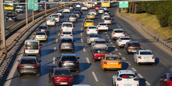İstanbul’da sabah trafiği kilitlendi: Yoğunluk yüzde 90’a çıktı