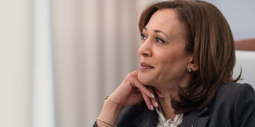 kamala-harris-2024-yilindaki-yenilgiye-ragmen-anketlerde-zirvede-VS2m64pa.jpg