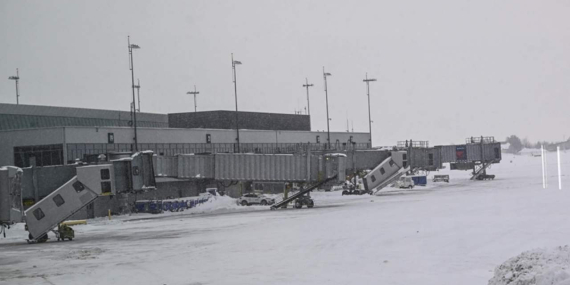 Kar fırtınası ABD’yi kilitledi: 5 binden fazla uçuş iptal