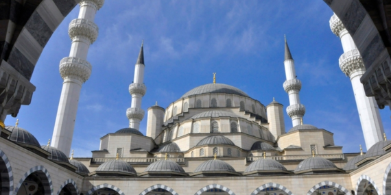 Kocaeli, Mersin, Diyarbakır sahur vakti: Kocaeli’de, Mersin’de, Diyarbakır’da sahur saat kaçta, iftar ne zaman açılacak?