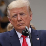 son-dakika-trumpin-konutuna-izinsiz-giris-girisimi-kanli-bitti-XM5IrWGW.jpg
