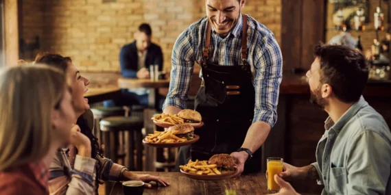 RESTORAN SEKTÖRÜNDE ALARM ZİLLERİ: “KASA DOLMUYOR, AYAKTA KALMAK BAŞARI”