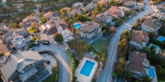 Beykoz’daki Lüks Villa Satışı Kabusa Döndü: Mesut-Gilman Karadeniz Çifti 32 Milyon TL Dolandırıldı